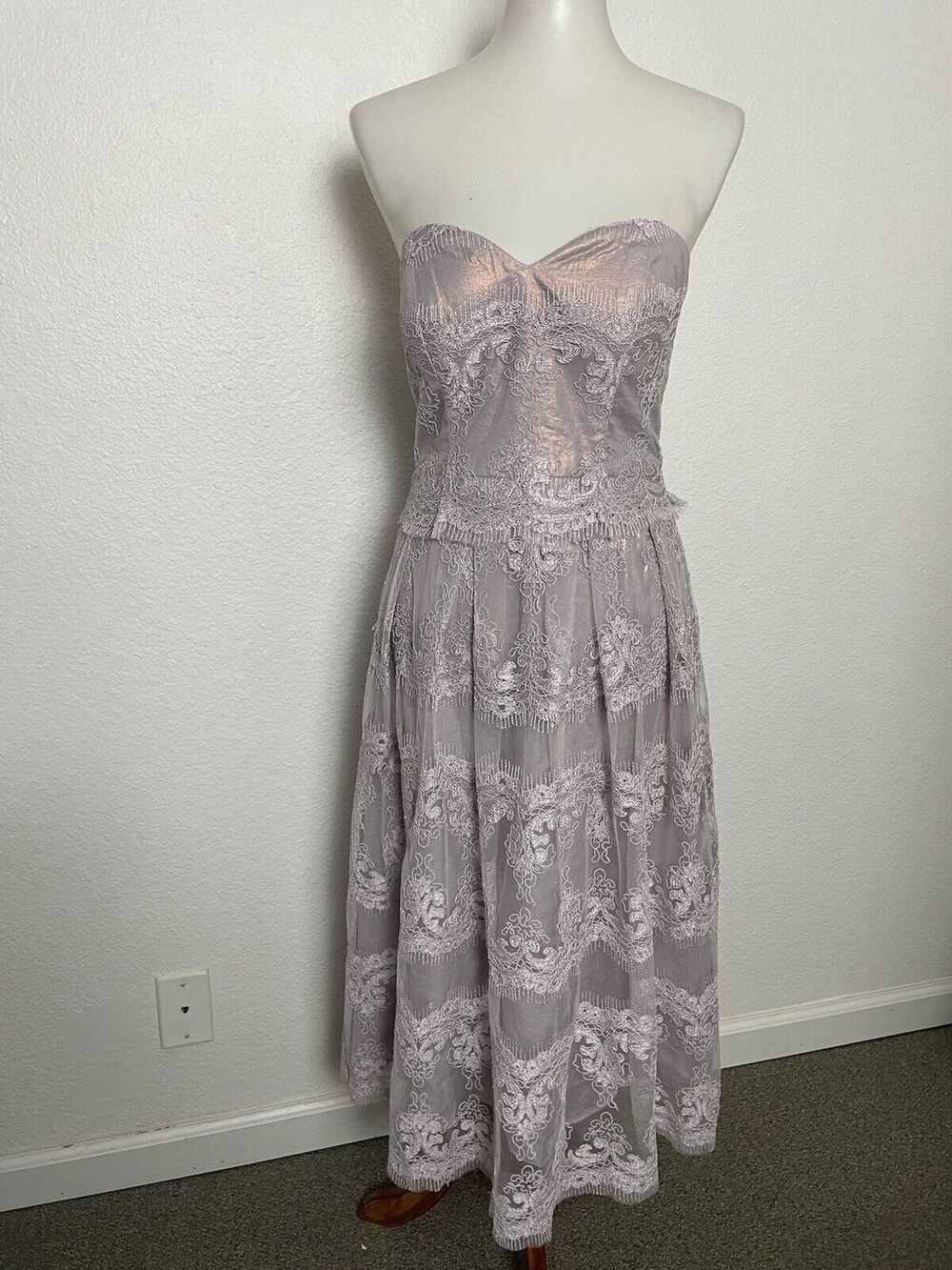 Cachet Dress Midi Strapless Embroidered Cocktail FLAW